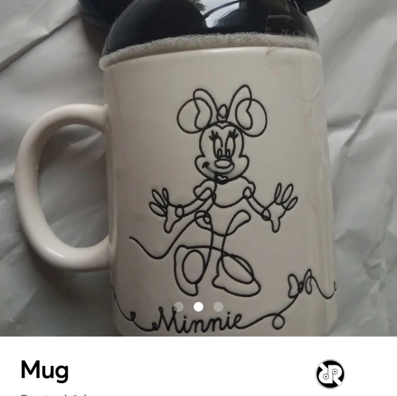 Disney Mug with lid - Picture 2 of 3